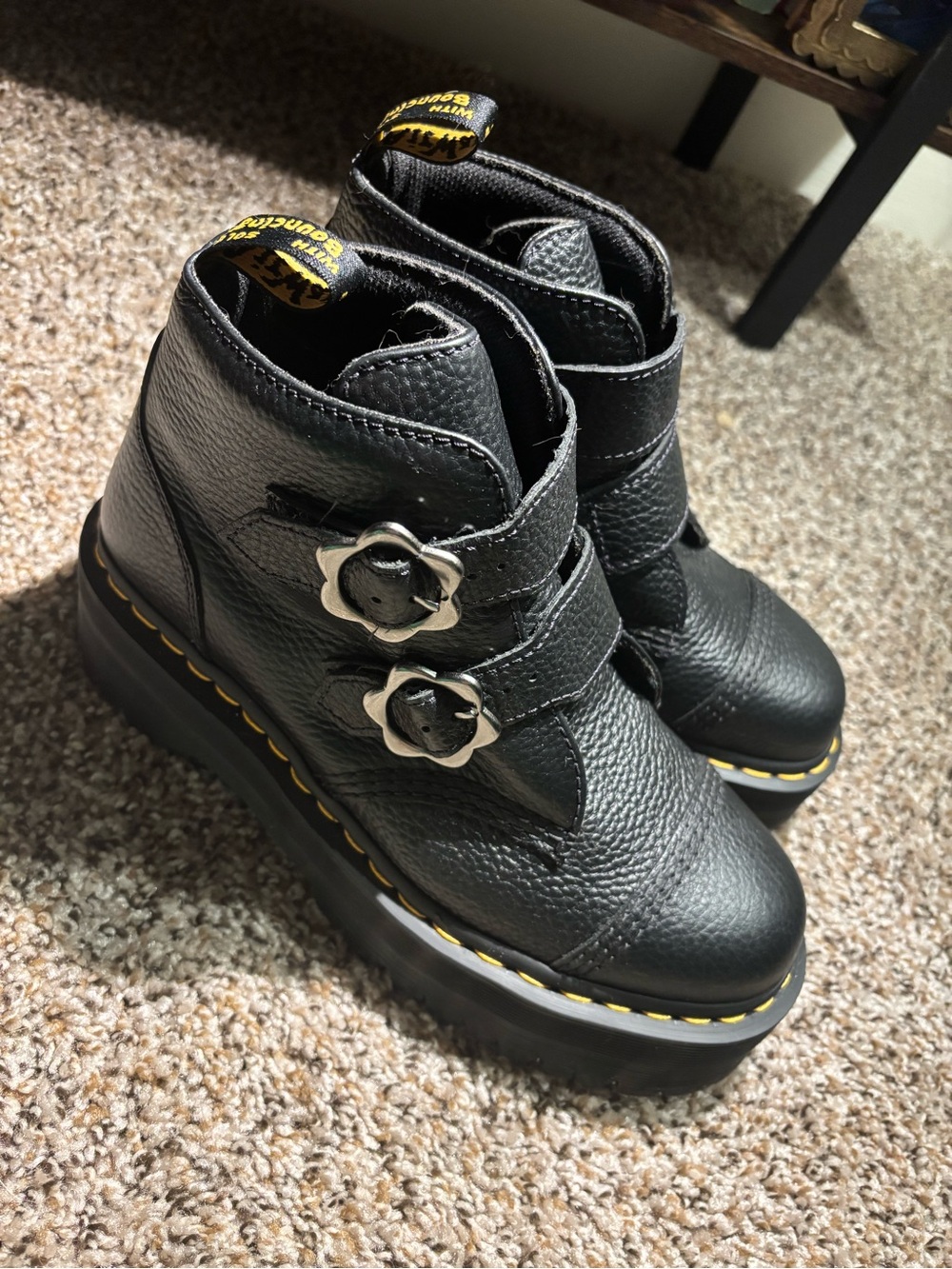 Dr. Martens Devon Flower Boot